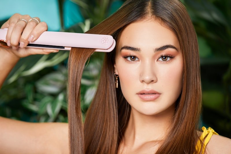 Escova progressiva sem formol, alisamento suave — Studio B Itaipu